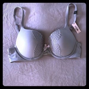 Victoria’s Secret Body By Victoria Bra